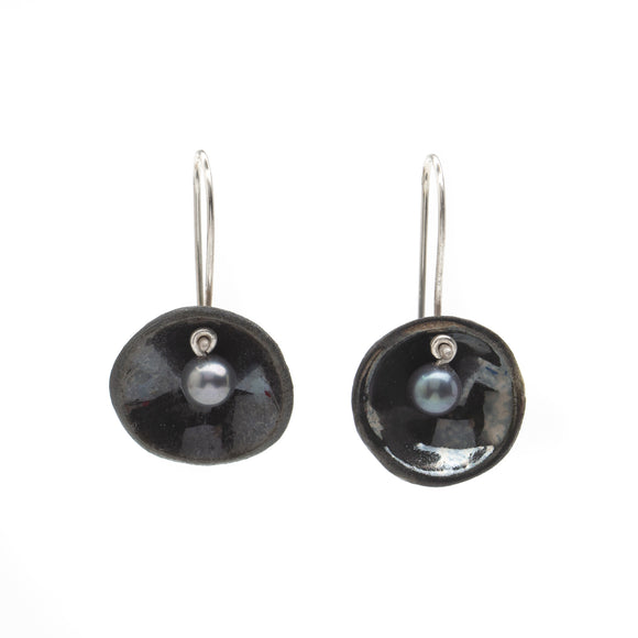 Shiny black  Porcelain Disc Earrings with pearl