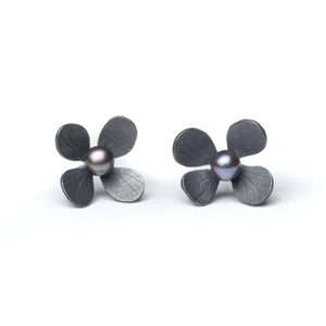 Flower Studs with Black Pearl